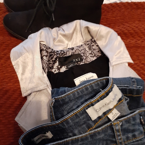 💥SOLD💥 - Picture 7 of 9